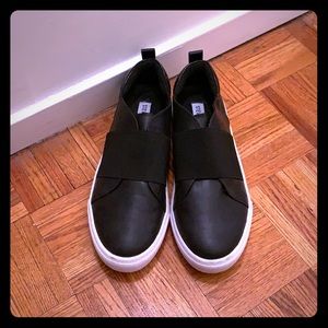 Steve Madden Black Slip on Sneakers - Size 8.5
